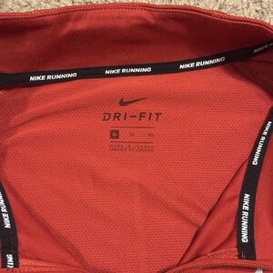 Nike Men’s Dri-FIT Element 1/2 zip